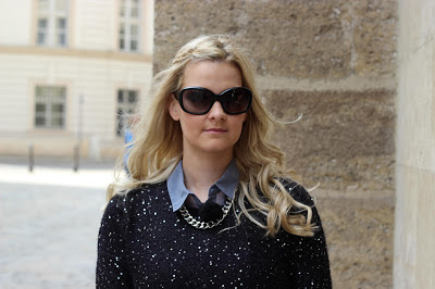 atv die reportage gangs of vienna blogger gruppe sonnenbrille detail