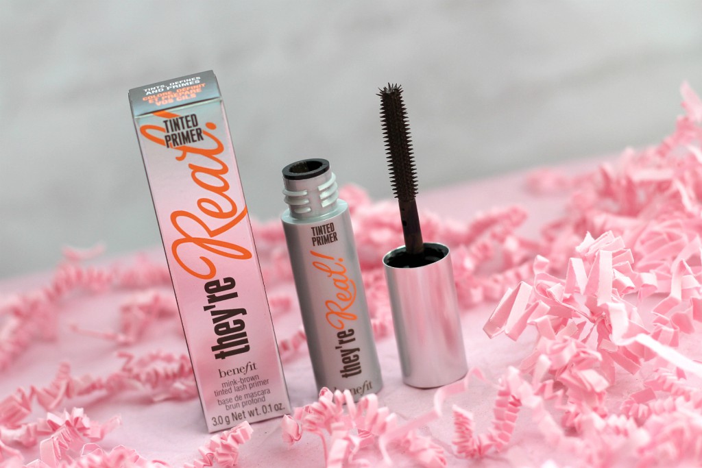 Glossybox Osterreich Janner 2016 Benefit They re real Tinted Primer