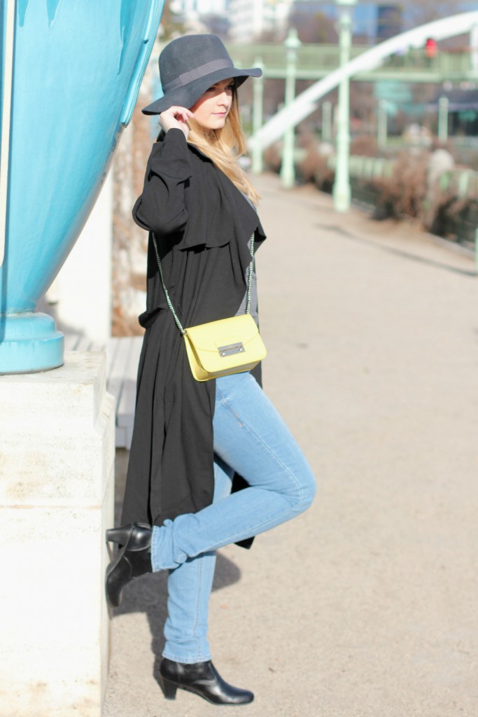 Blogger Outfit Furla Metropolis Trenchcoat Fashionblogger Deutsch