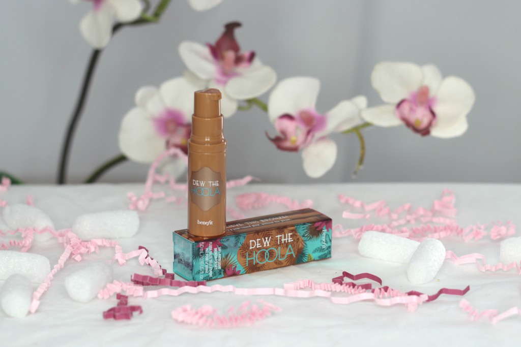 Glossybox April 2016 Osterreich Benefit Bronzer Dew the Hoola