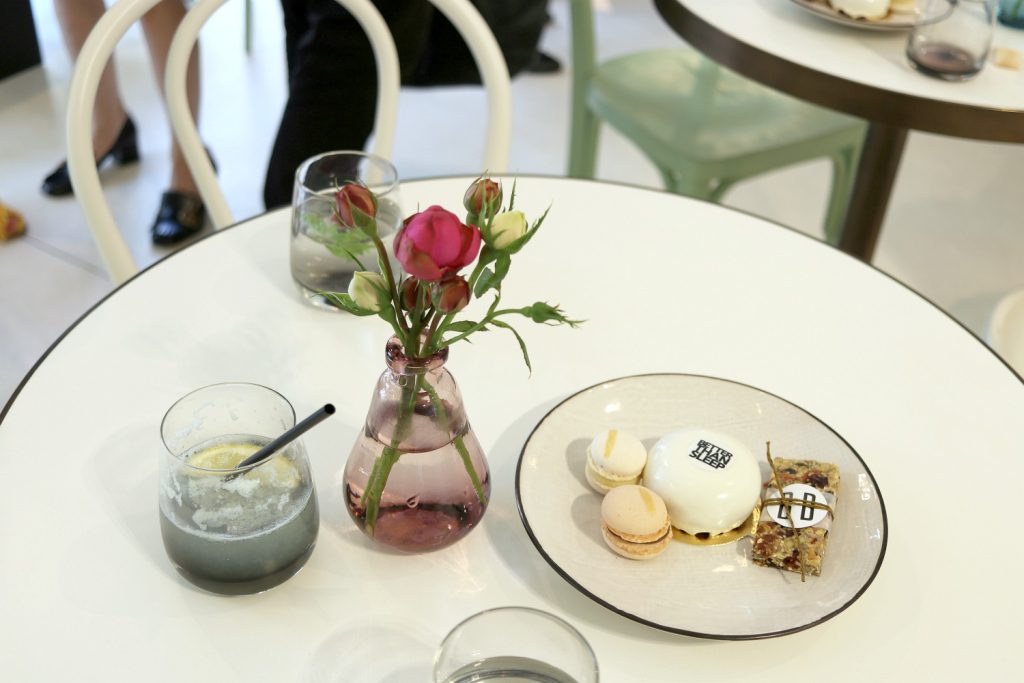 creme de la creme wien bobbi brown event zitronen tarte granola fruhstuck 