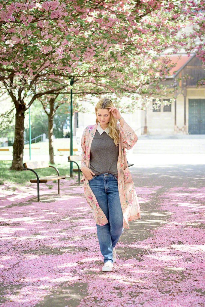 Blogger Outfit Wien Deichmann Kirschbluten Shooting Wien Deichmann Converse Zara Kimono