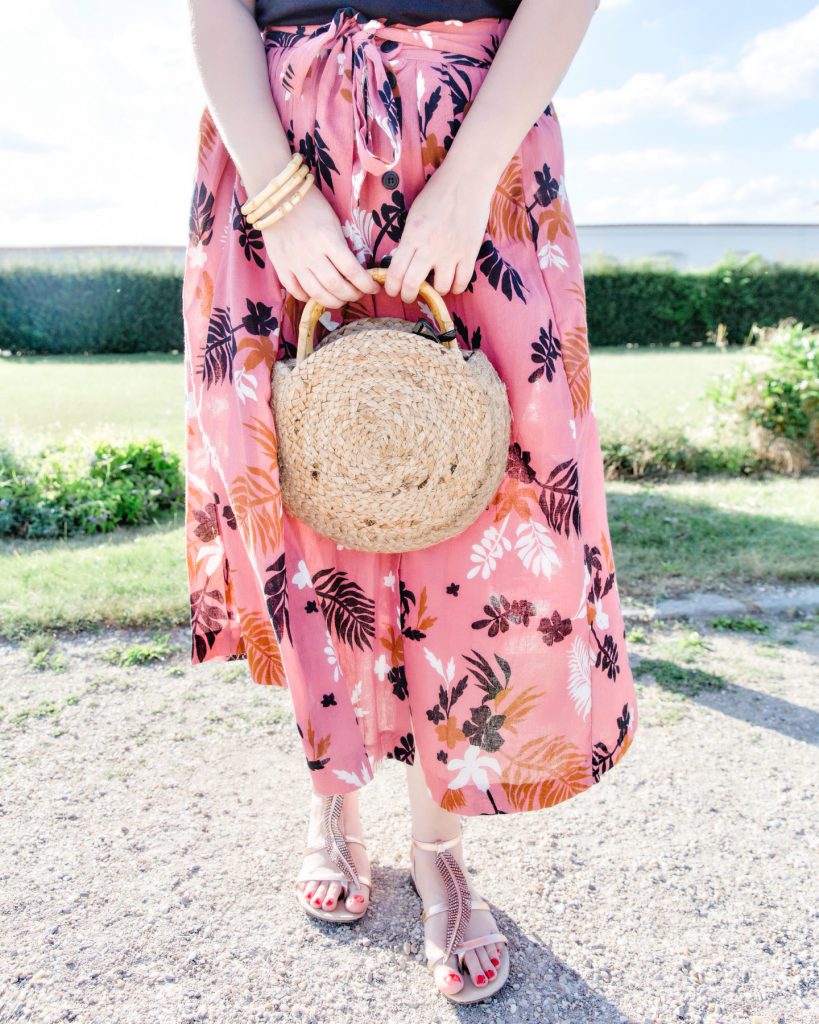 Fashionblog Wien Mango Strohtasche Zara Midirock Blogger Outfit Modeblog Osterreich Sommertrend